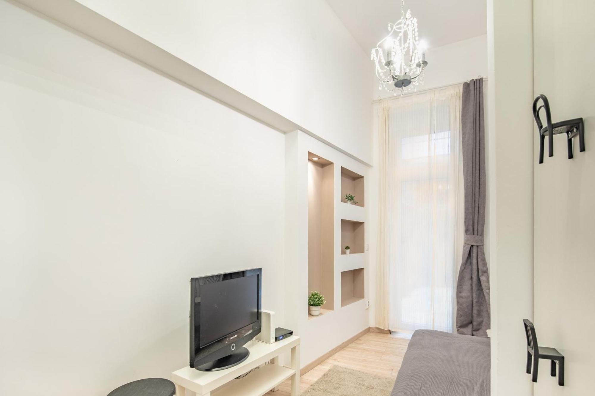 Apartament And Cute With 3 And Ac *