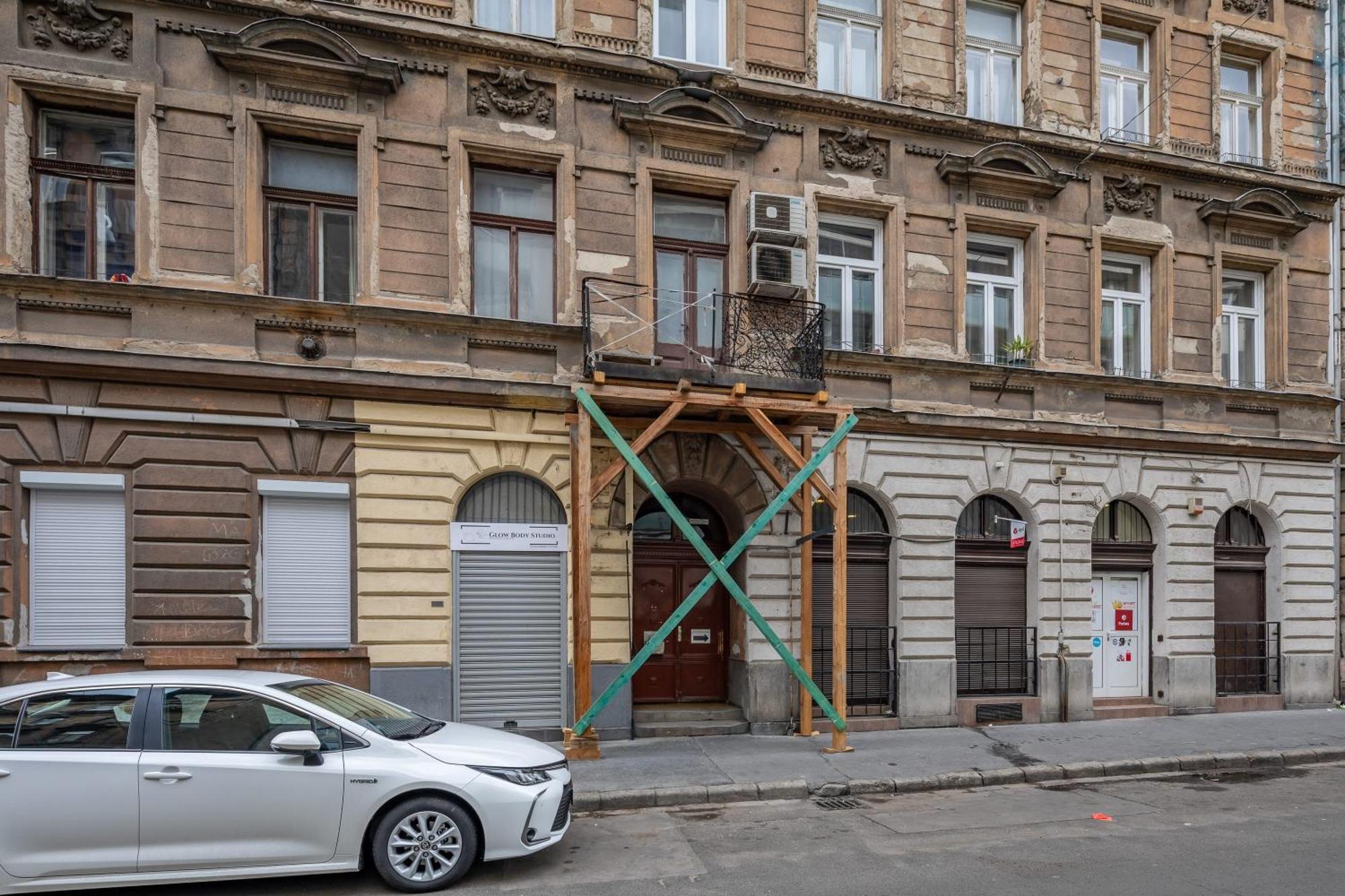 Apartament And Cute With 3 And Ac Budapesta