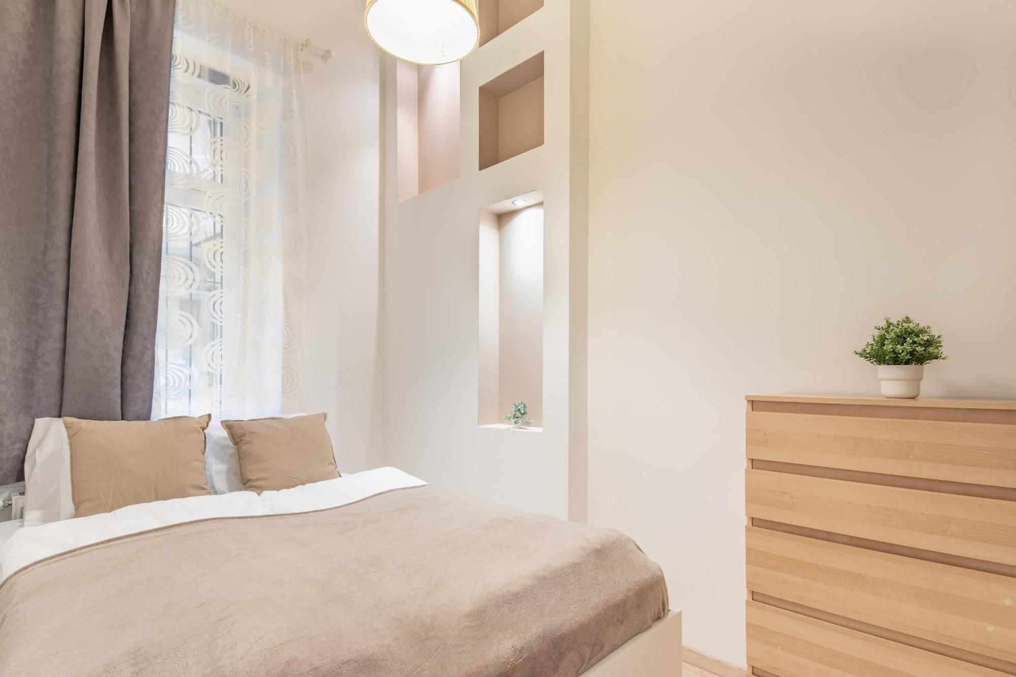 And Cute With 3 And Ac Apartament